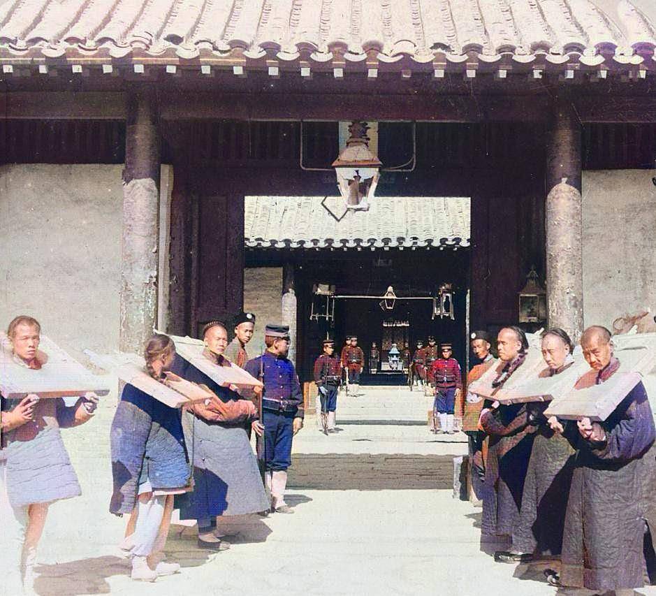 1901年的天津,120年前的老龙头火车站,黑炮台和乱葬岗_牌楼_联军_西门