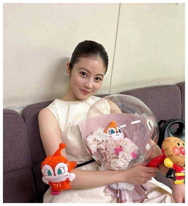 幸运降临,她大放光彩,将继续.