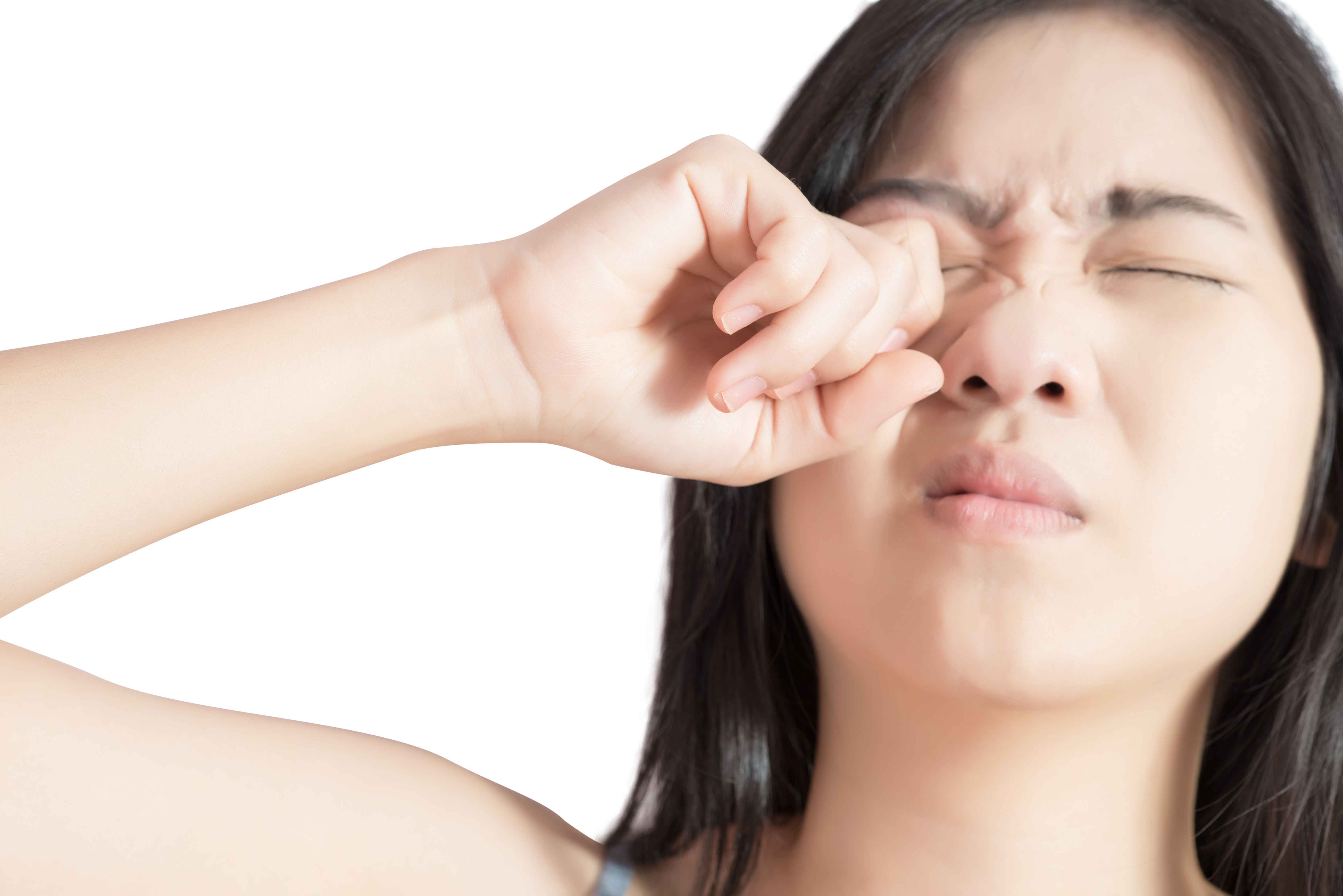 眼屎多是上火?医生:或还与这些因素有关,别不当回事!_眼睛_情况_治疗