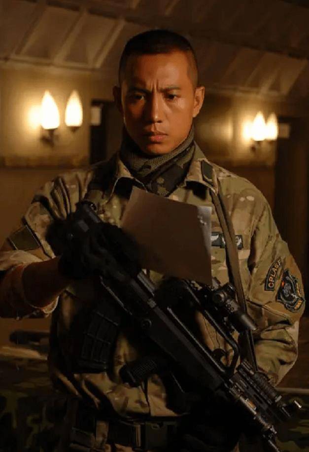 谷智鑫拍戏坠马成瘫痪,女友放弃事业尽心照顾,如今样?