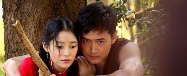 容嬷嬷李明启,"儿子"出道15年依然不温不火?