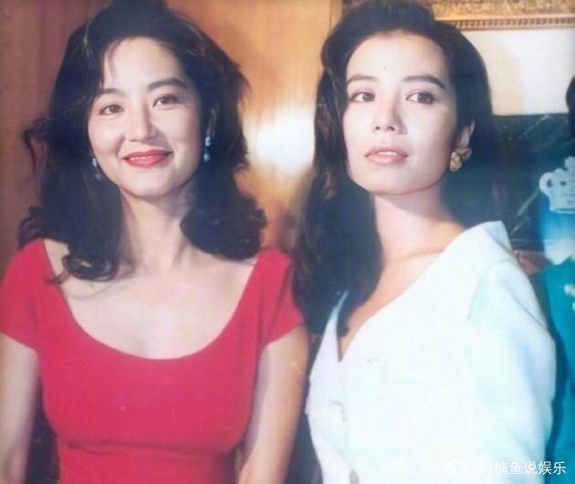 王祖贤与李嘉欣是两位难分胜负的港星女神,李嘉欣作