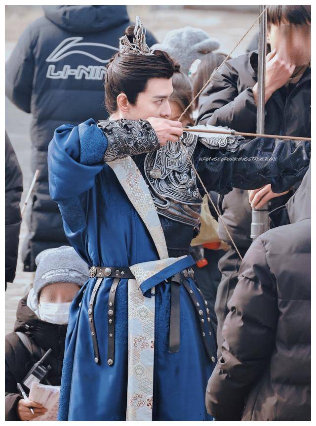 《春花厌》不仅给观众带来了精彩的剧情,也让陈楚河饰演的慕容玄烈