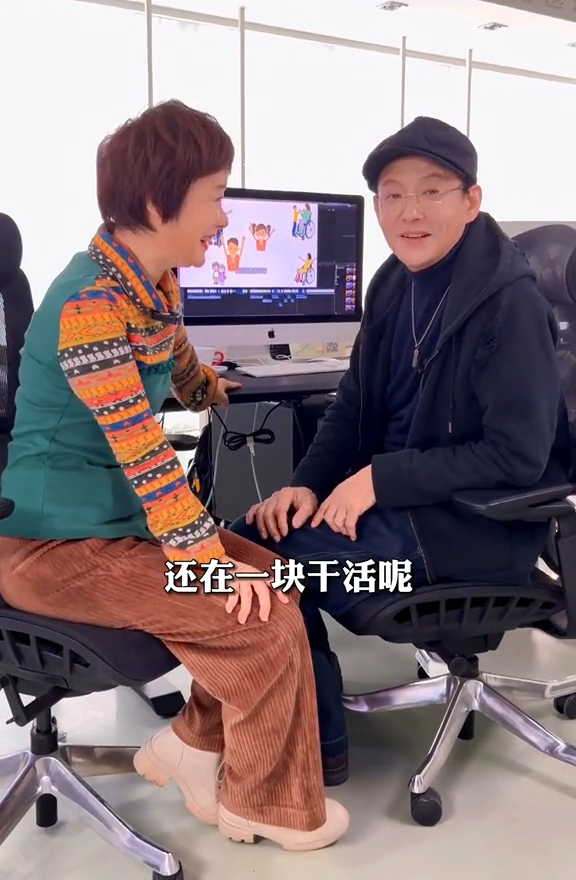 主持人程前近况曝光,离开央视去北大深造,61岁依然帅气有型_网友_人生