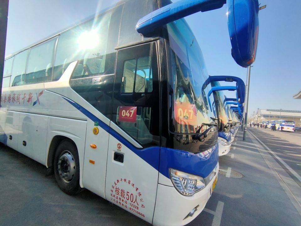 五看中国客车,"三龙一通"的伤与痛_市场_销量_客运