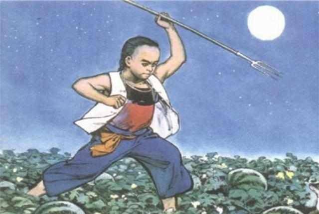 许多人在读完《故乡》后,只记得闰土少年的活泼与长大后的贫苦麻木,却