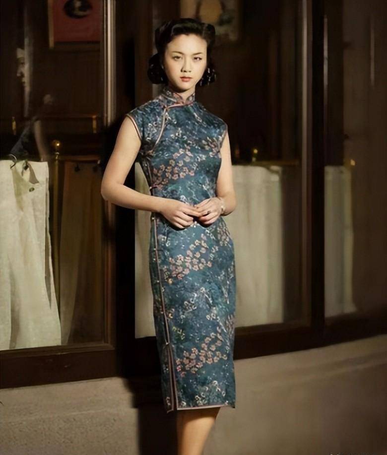 从张曼玉到袁泉,这8位"旗袍绝色"的女星,演绎经典"美"