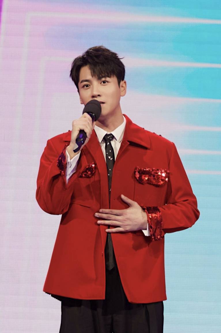 每一分耕耘都值得期待 刘昊宇《春晚等着你》献唱《》