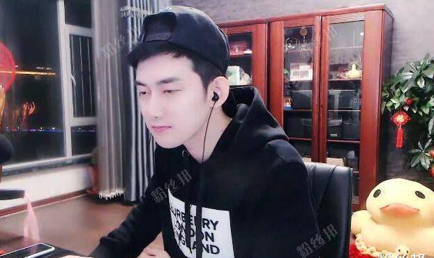 yy春季头条新增玩法,电母ow成最大看点,阿哲夺头条会"