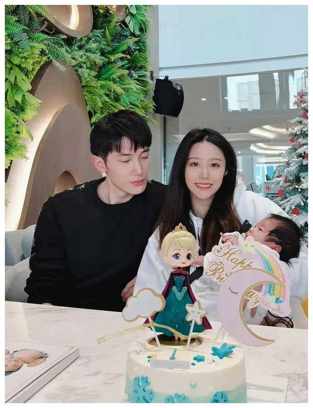 李向哲爆料:声入人心歌手吸毒,出轨,撩妹,瓜爆三连!_明星_婚姻_观众