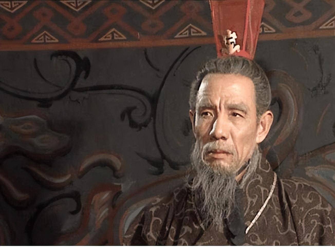 于是司马懿再次出战,又被魏延高翔,吴班分三路击破,被斩首3000级.