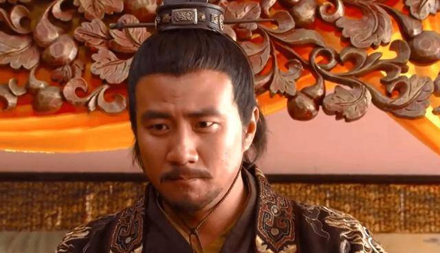 少时的朱元璋对于政治一窍不通,他唯一的想法就是能吃饱穿暖,让父母和