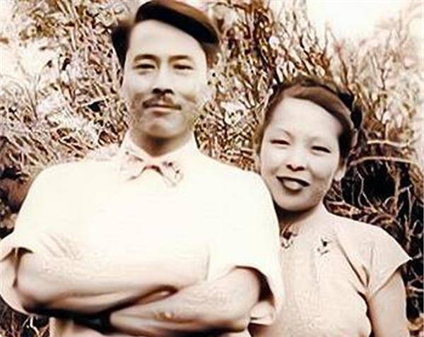 民国著名画家,4段感情皆无善终,两个妻子自杀,两个