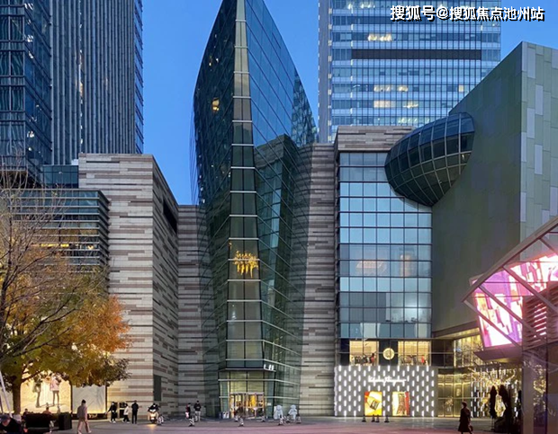 市图书馆,还是商业,教育配套万象城,k11中心,嘉里城,盛京大剧院