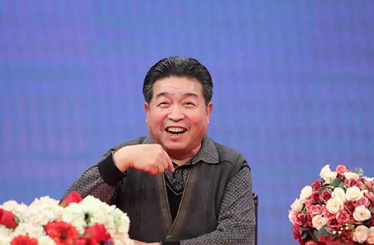 2016年,刘洪沂为何对何沄伟说:郭德纲就是你师父你不