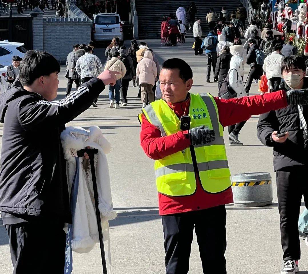 游客不下山,我们不下班!老君山景区春节服务不打烊_保障_一线_人员