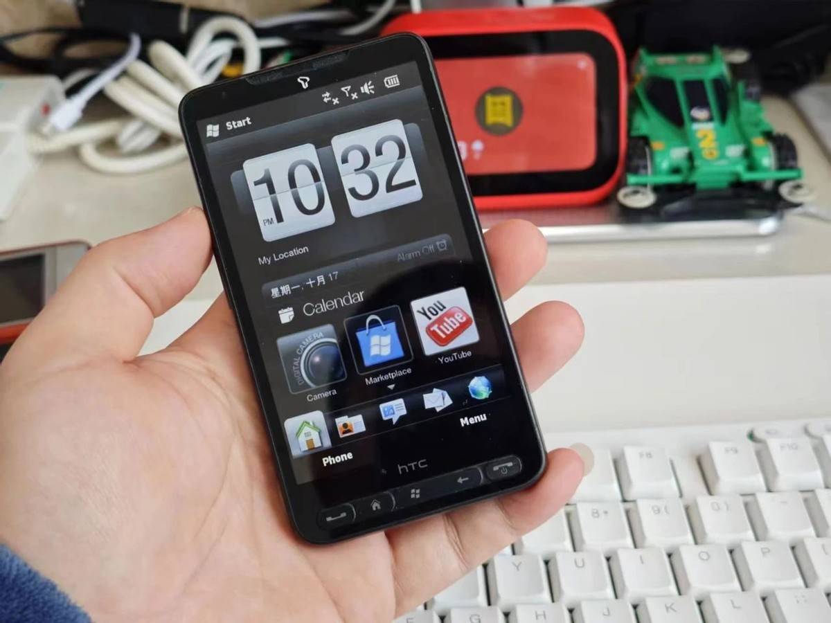 你用过"刷不死"的htc hd2吗?它开启了全民刷机的时代_