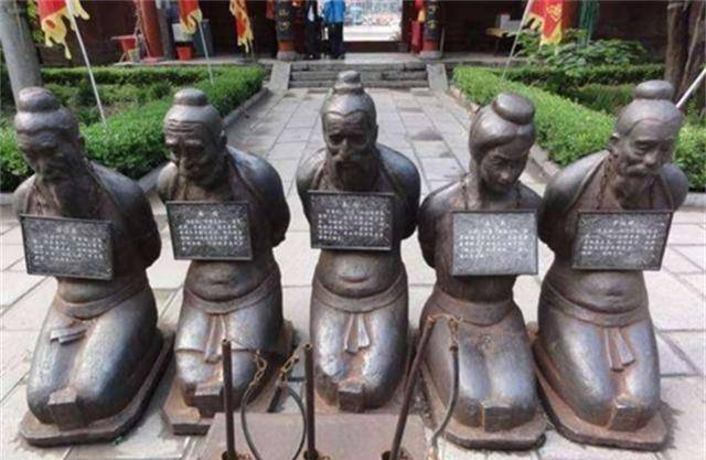 只不过与秦桧,万俟卨等人不同的是,罗汝辑在岳飞去世后亲自提审了陈 