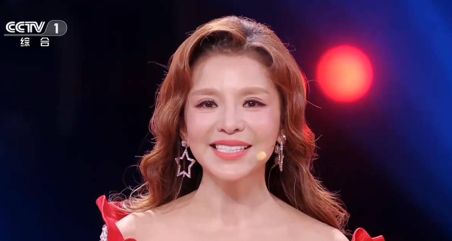 央视《星光大道》总决赛主持阵容完成调整,市场观众为何不认可?