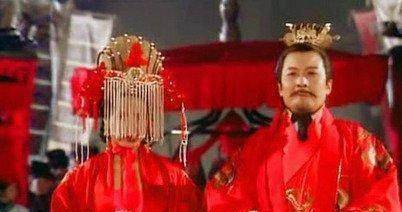 当年刘焉入川,吴夫人的哥哥吴壹率领全家追随.