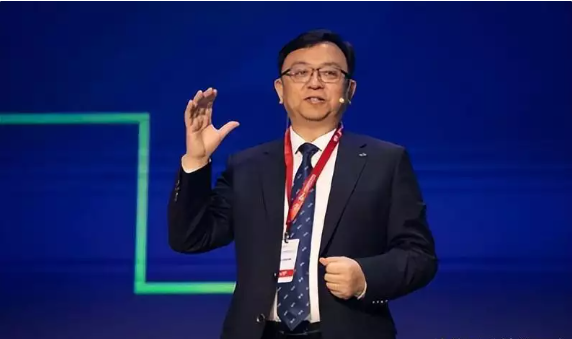 比亚迪创始人王传福:在嫂子帮助下完成学业,成功后回馈嫂子无微不至的