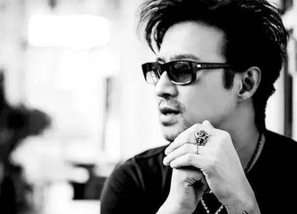 如果汪峰真的不想结婚,就应该坦诚地告诉女友,不要让她一直等待