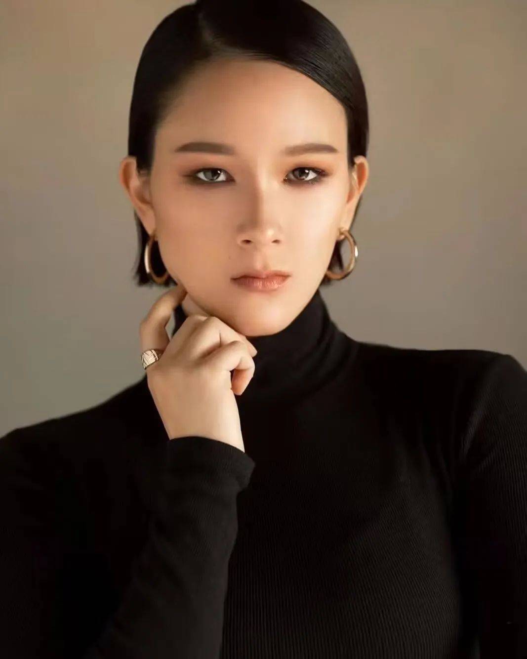 在杭州的欧美女模特juka:超实惠超专业的模特