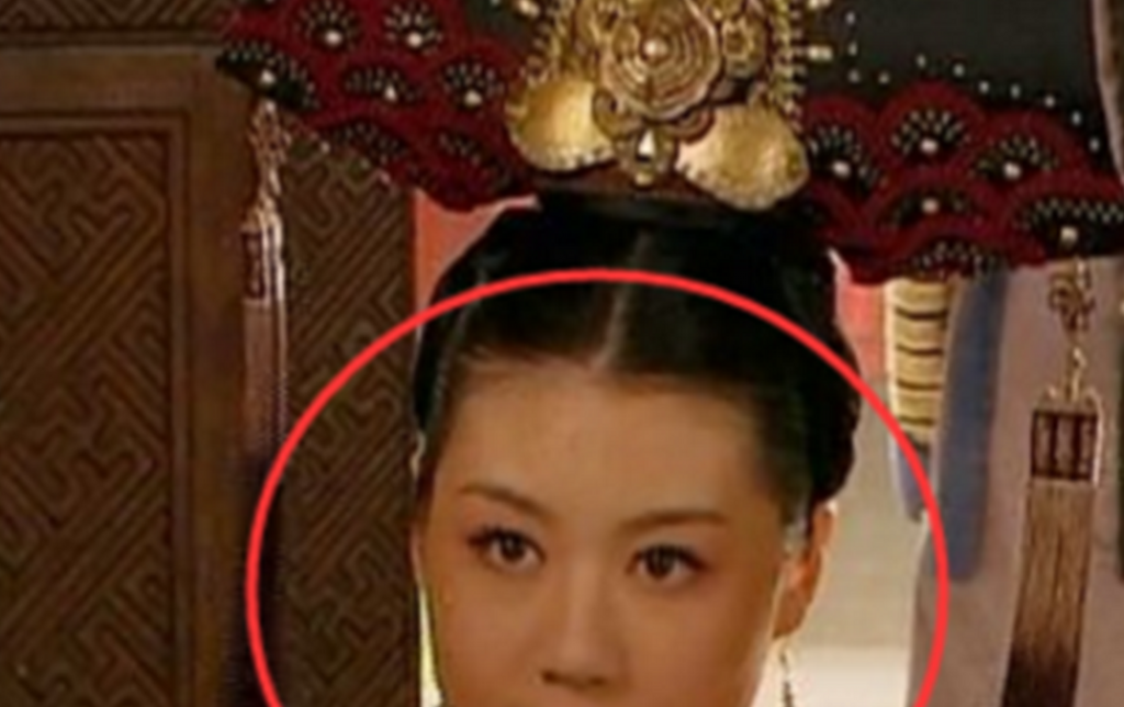 为何乾隆妃子青樱脖子是歪的?原因很微妙_阿哥_那拉氏_乌拉