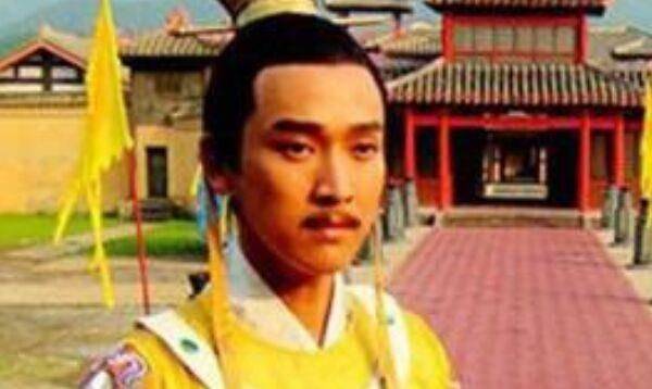 是越南历史在位时间最长的君主,庙号仁宗,谥号文武皇帝,史称"李仁 ""