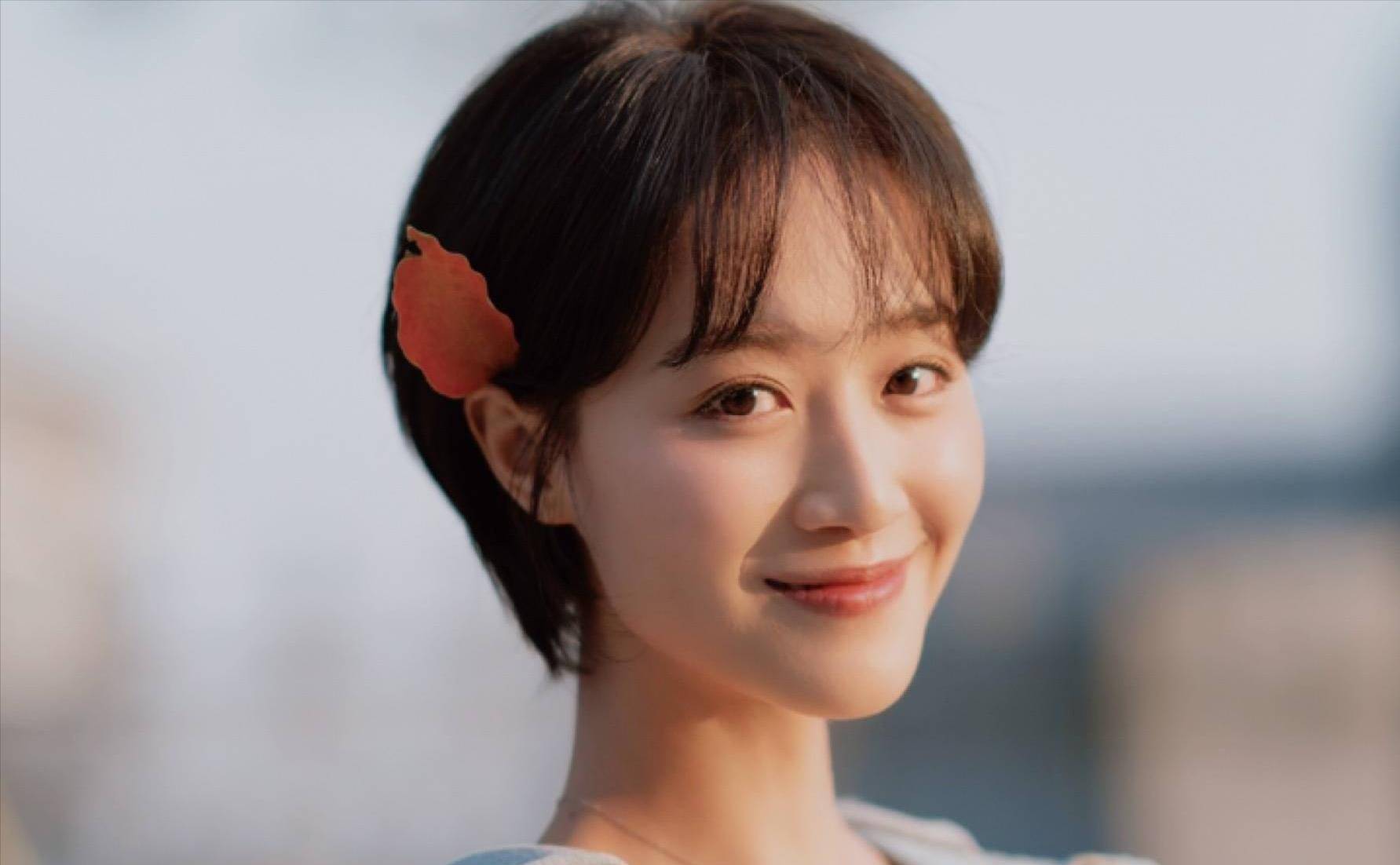 真名媛蓝盈莹:标准富二代却凹奋斗人设,与孙俪,徐帆是