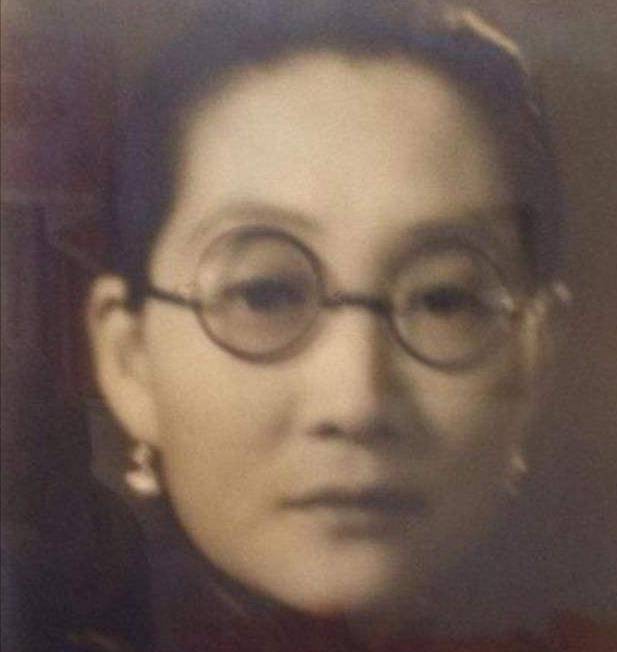 李烈钧对下属的妻子一见钟情,后杀人夺妻,生下7子3女,后来如何_龚永