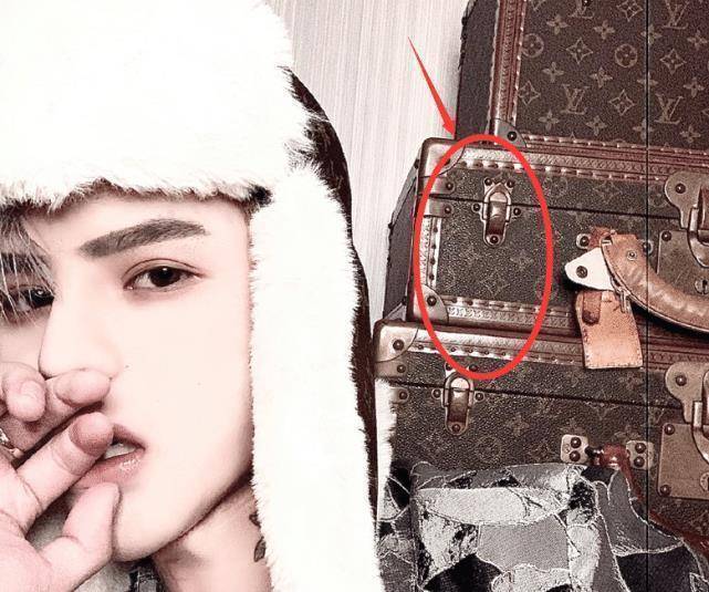 当我们笑殷世航身高时,看到出镜收入时,小丑竟然是我自己_热度_网友