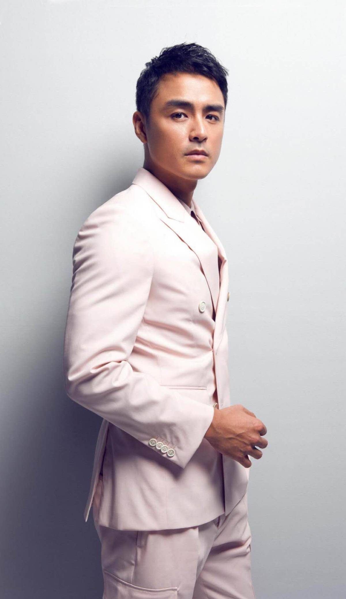 原生家庭的可悲 明道:我每天一睁眼,周围都是要依靠我的人_因为_角色_