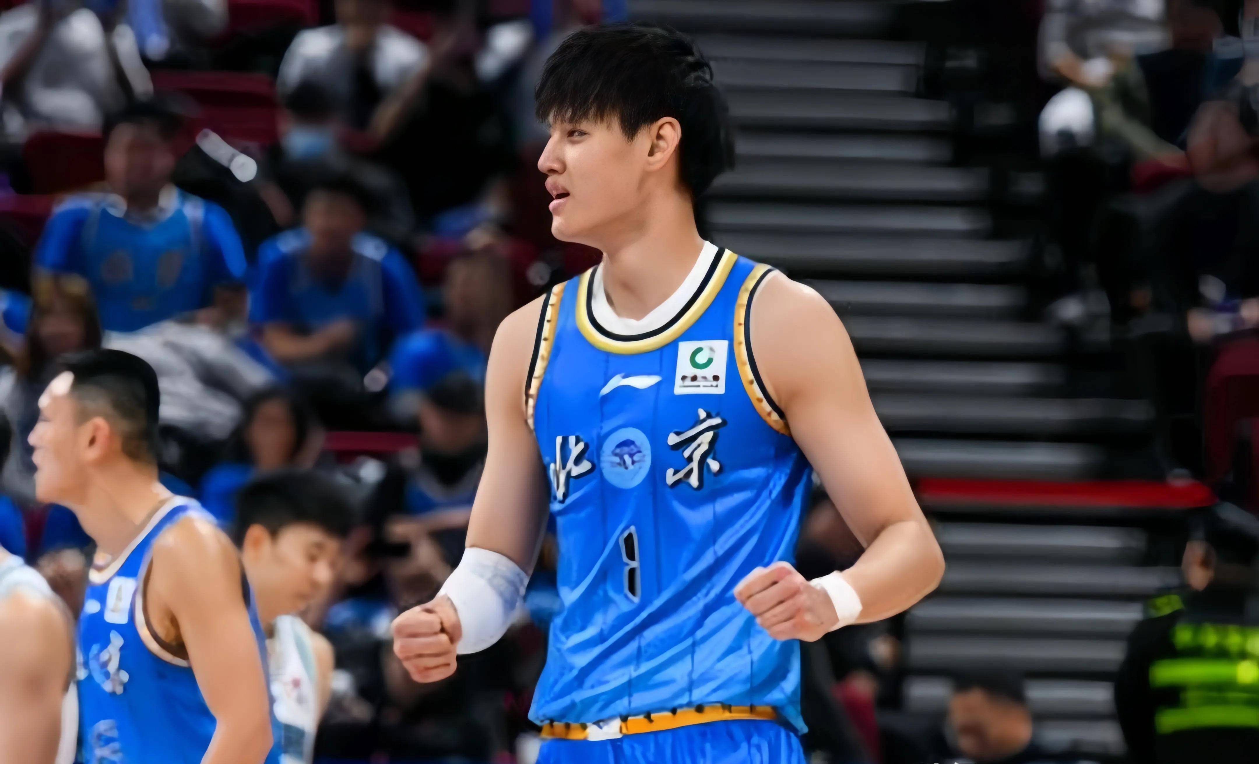 莱登被下课,球队助理教练乔里奥被任命,但我认为这是压垮北京的最后