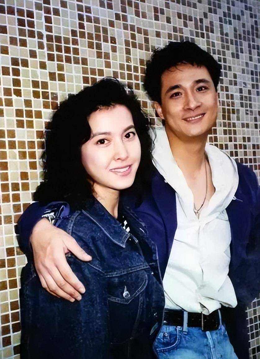 李婉华的璀璨爱情,靠美貌征服3个男人,现嫁加拿大富商