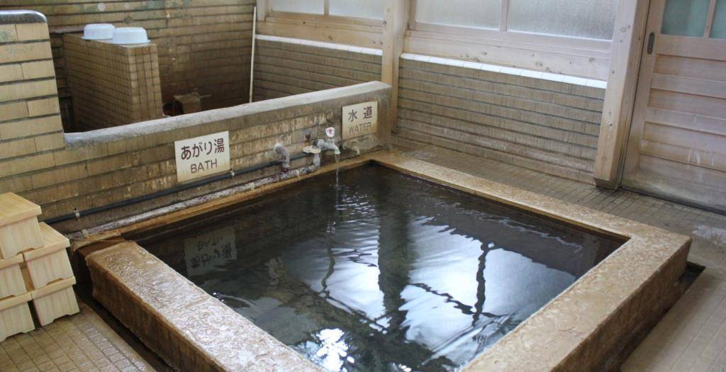 谈日本泡澡文化及礼仪:介绍温泉,钱汤,超级钱汤三者的差别