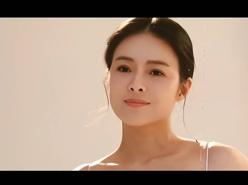 陈辰:刚坐完月子,就在正月初十开工精神满满录制"复出宣传片"_东方