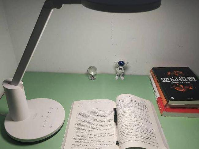 什么台灯最好学生晚上用的？五大高口碑学生护眼台灯推荐