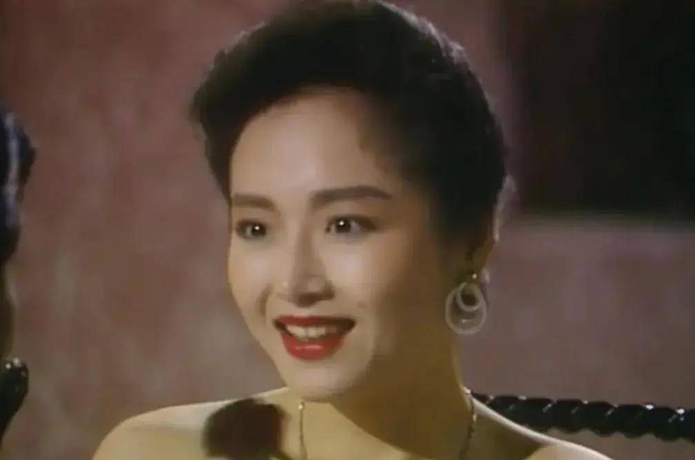 金马影后陷入婚姻骗局,脱身再嫁亦不顺遂,晚年女儿又爱上同性_恬妞