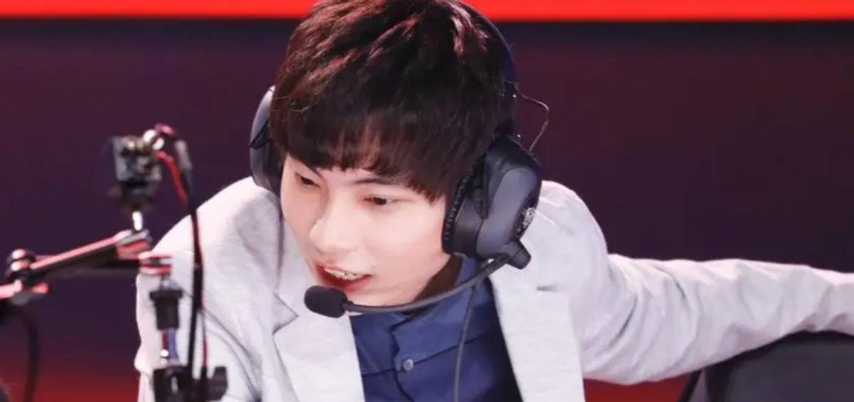 老杨爆料gemini为何是qg教练,原因竟是没竞争过,导致转型_战队_yang