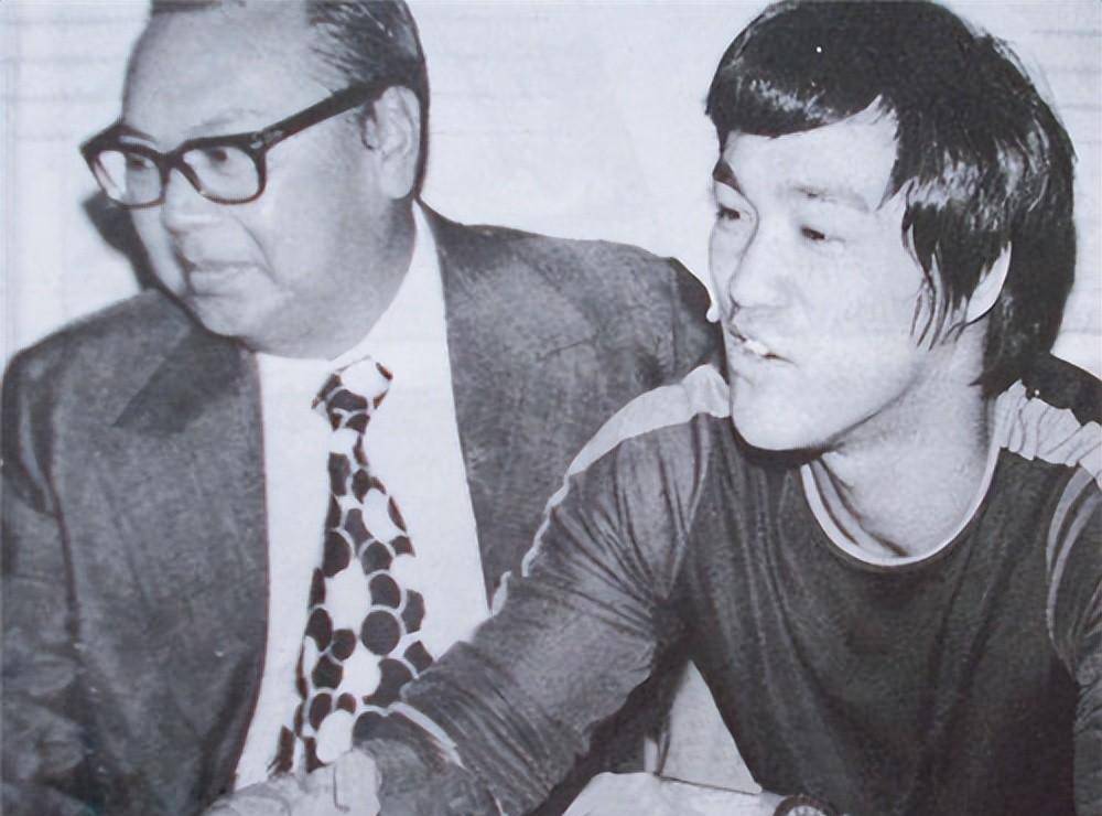 林正英谈李小龙,别人都叫我九叔,李小龙的飞踢很厉害_罗维_腿法_场地