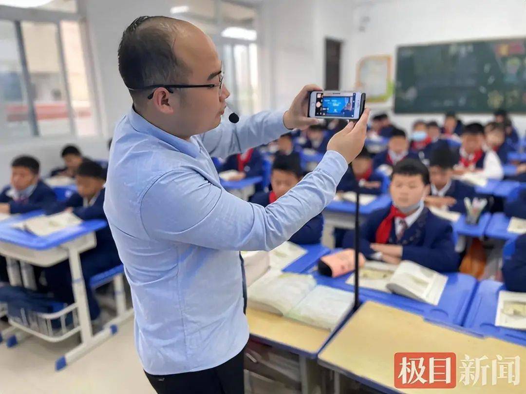 毛健秋:读作家洪绍乾《写给姐姐》,心灵深处绘姐姐_诗歌_作品_大方县