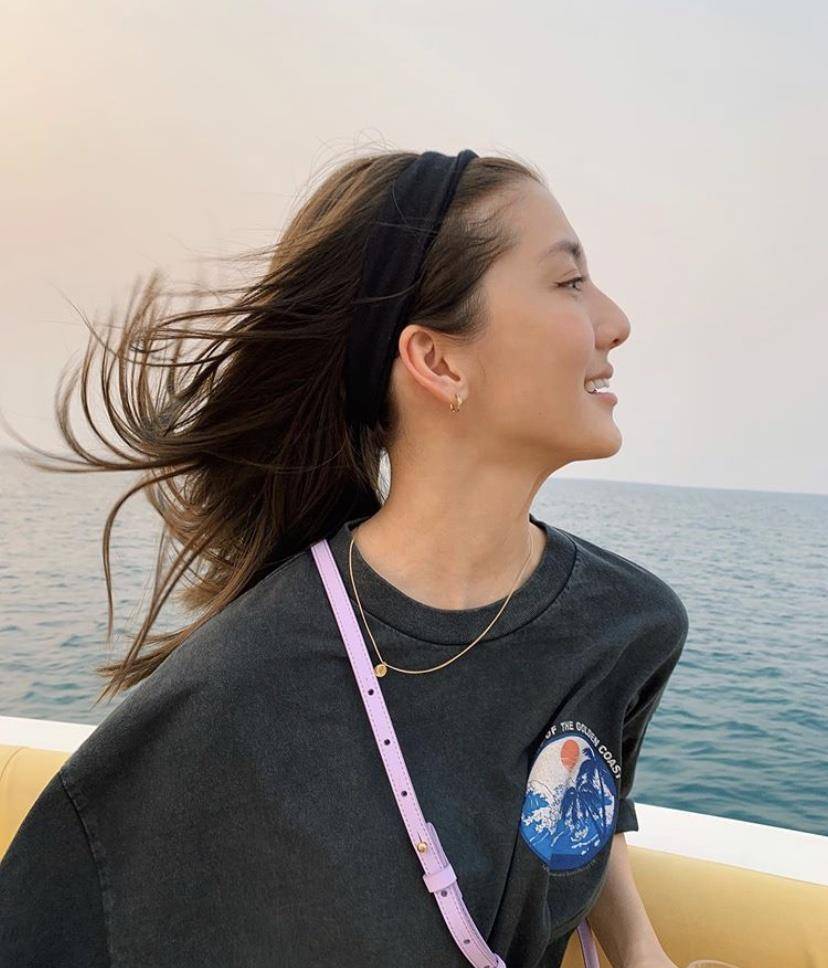有"少女杨采妮"之称,27岁的吴千语晒出美照,您是否喜欢她_时尚_资料