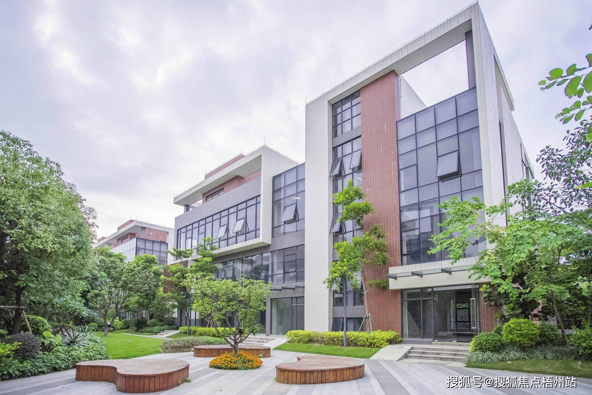 2024年广州海伦堡创意园物业招租i招商中心i租赁信息_距离_番禺_广东