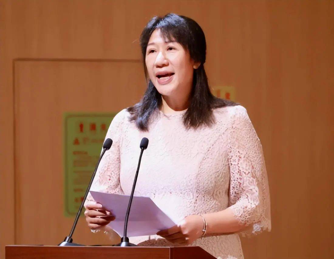 羽坛名将唐九红:退役后生活变化大,与商人丈夫长期分居_羽毛球_女单