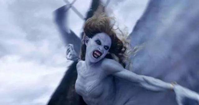 吸血鬼的鼻祖,她在50年内杀2800名少女,只为喝鲜血