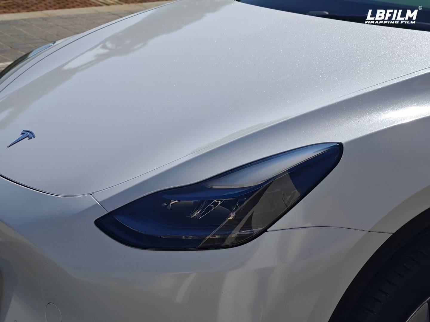特斯拉modely-lb改色膜珠光白,有质感的白色_搜狐汽车_搜狐网