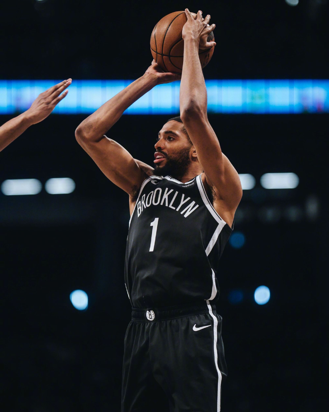 他配吗?_篮网_首轮_杰伦格林