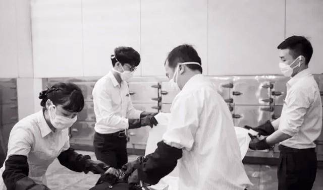 "入殓师"名称的由来由于人们本能地排斥与死亡相关的信息,对殡仪馆