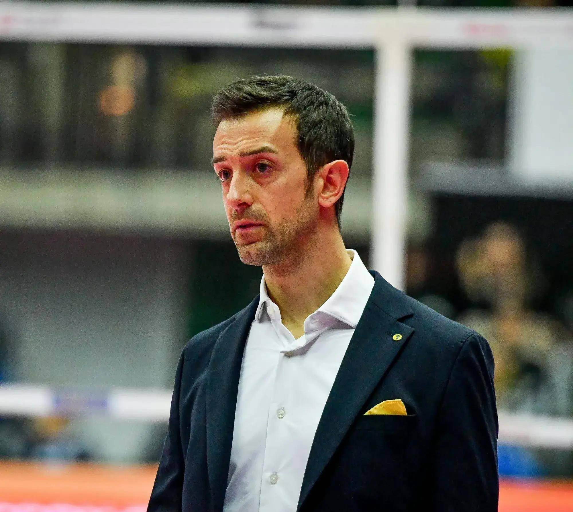 桑塔雷利7连胜古德蒂 欧冠1/4决赛首回合银行不敌科内 米兰战胜罗兹